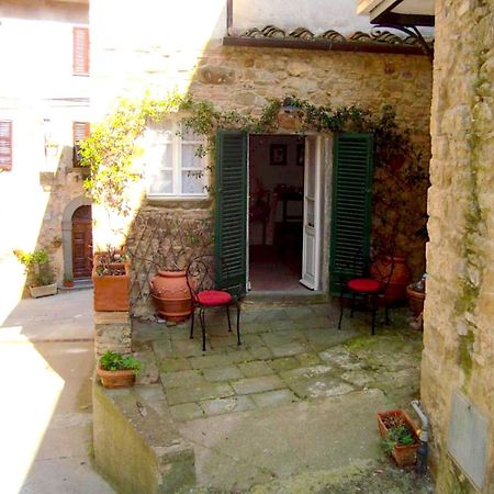 La Nella Apartment Chianni Exterior foto